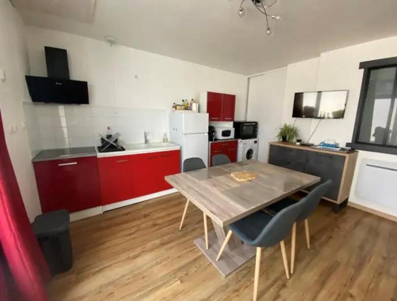 Joli T2 Dans Maison De Village Appartement *