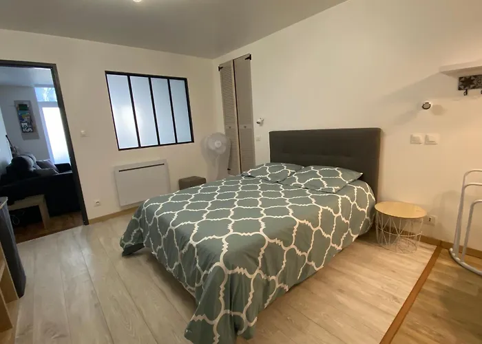 Joli T2 Dans Une Maison De Village
