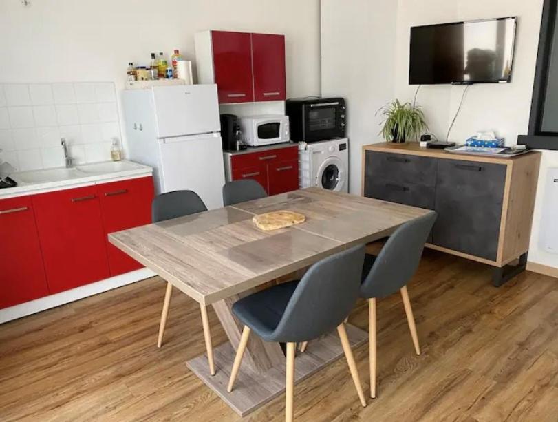 Joli T2 Dans Maison De Village * Chateauroux-les-Alpes